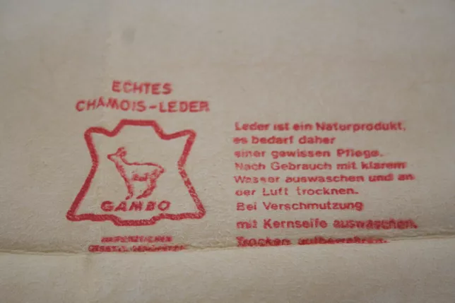 Klavier Leder - echtes Chamois Leder - © Vornehm, Großostheim