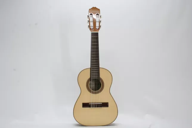 Raffael Moralo Kindergitarre 14-44