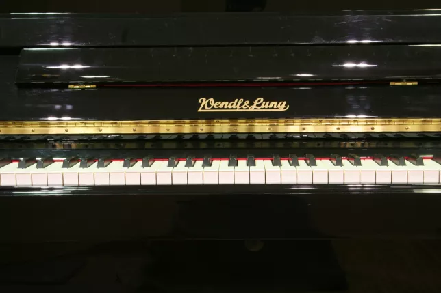 Wendl & Lung Klavier