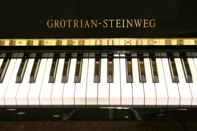 Grotrian-Steinweg Klavier GS-113 -  © Grotrian-Steinweg, Braunschweig