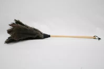 Piano Feather Duster Ostrich Feathers 70cm Gray - © Vornehm, Großostheim, Germany